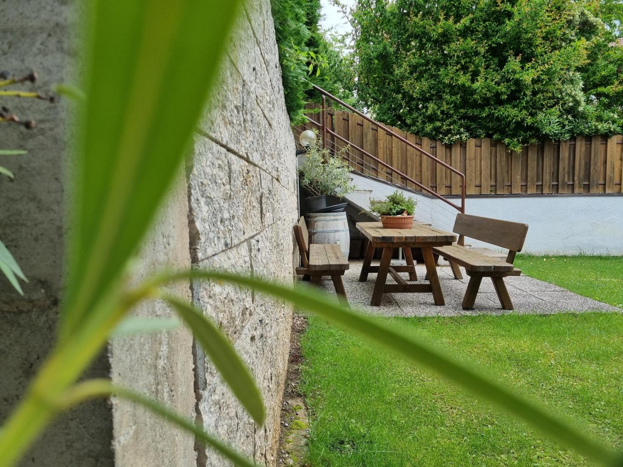 Urlaub Auf Dem Bauernhof Schmidhof - Grosse Terrasse, Pool Und Beste Lage Caldaro Exterior photo